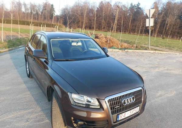 Audi Q5 cena 64500 przebieg: 154000, rok produkcji 2011 z Kozienice małe 379